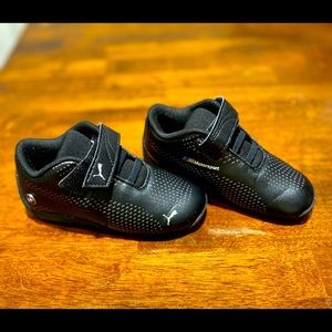 Band new toddler pumas